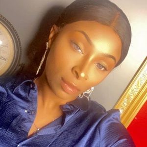 Meet your Posher, Krystal